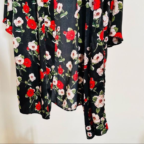 Floral Satin-y Kimono Robe | EUC Size XL (no tie) - Picture 2 of 7